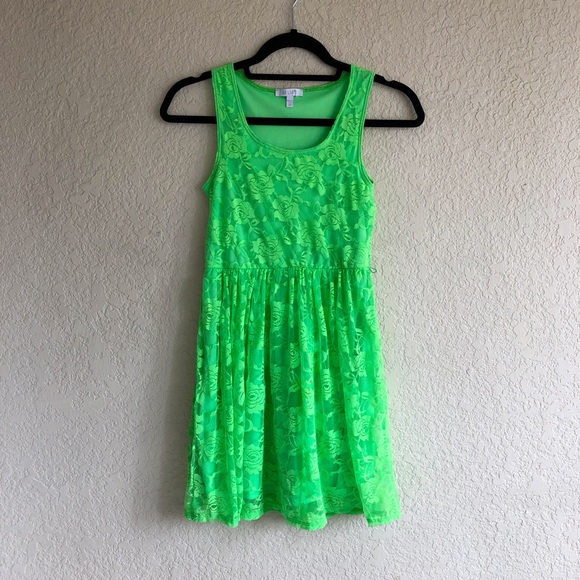 Delia’s Spring Green Floral Sleeveless Dress - Picture 1 of 4
